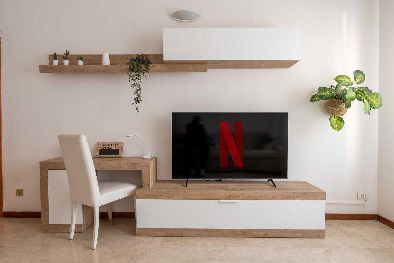 Апартаменти San Siro Big House Wifi Netflix Free Parking Мілан Екстер'єр фото